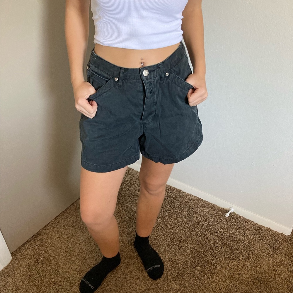 Retro Black Boyfriend Shorts
